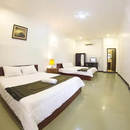 Sky Residence - 50M To Museum And Riverside Phnom Penh Room photo