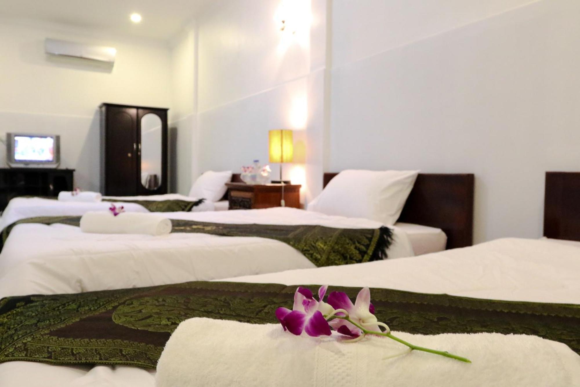 Sky - 50m To Museum And Riverside Bed & Breakfast Phnom Penh