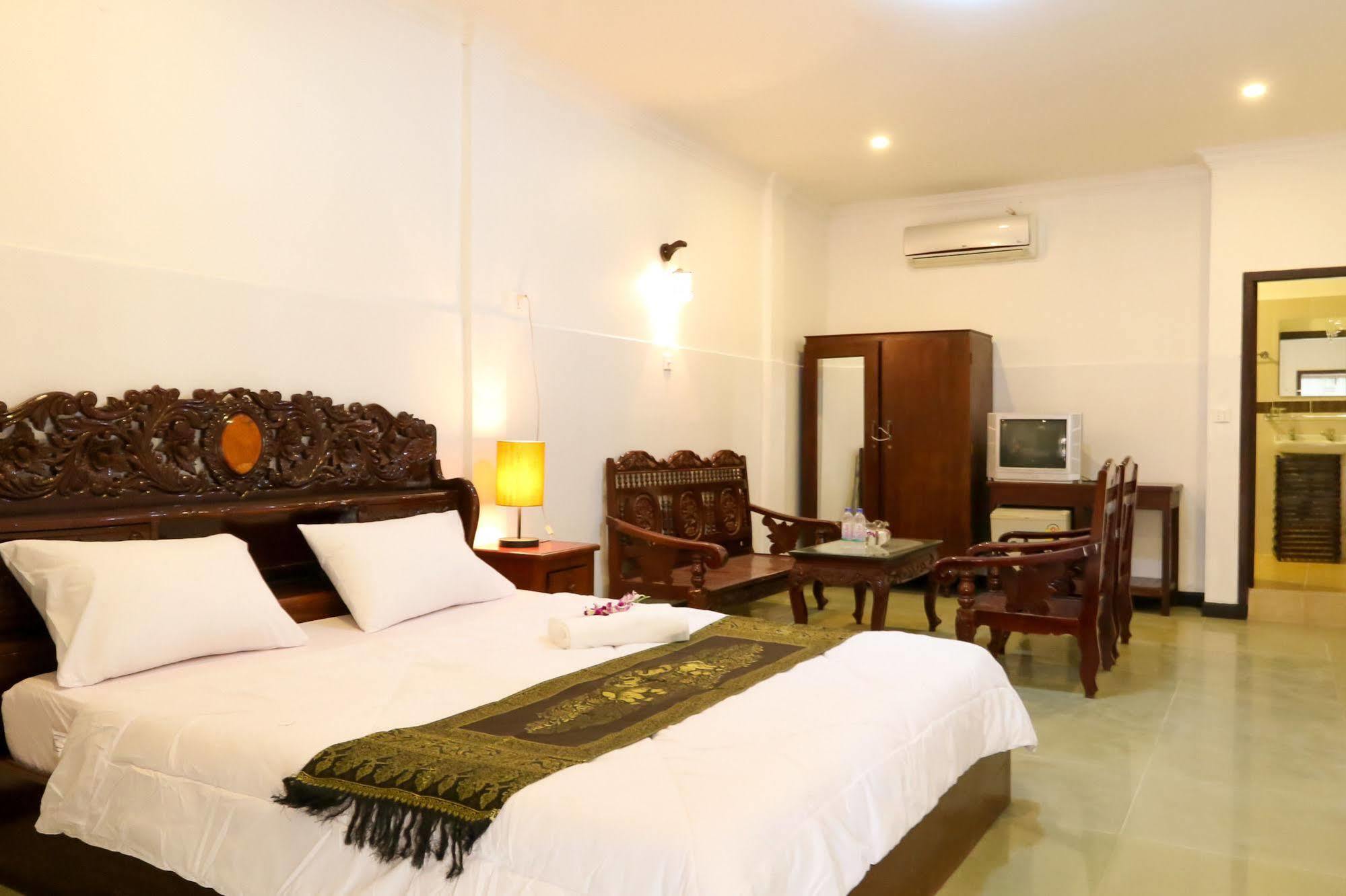 Sky - 50m To Museum And Riverside 2* Phnom Penh