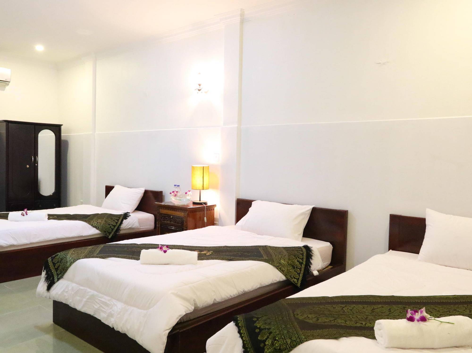 Sky - 50m To Museum And Riverside Bed & Breakfast Phnom Penh
