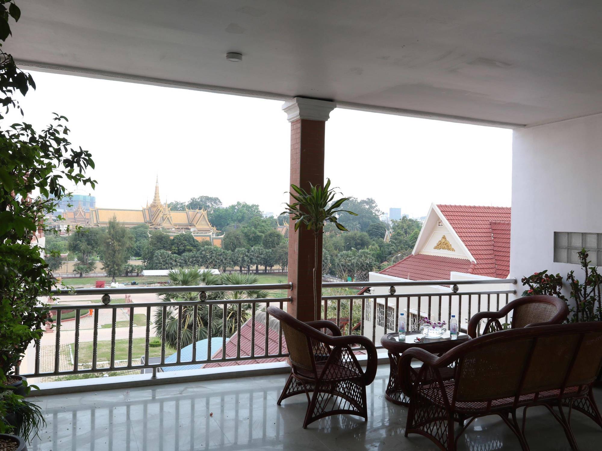 Sky - 50m To Museum And Riverside 2* Phnom Penh