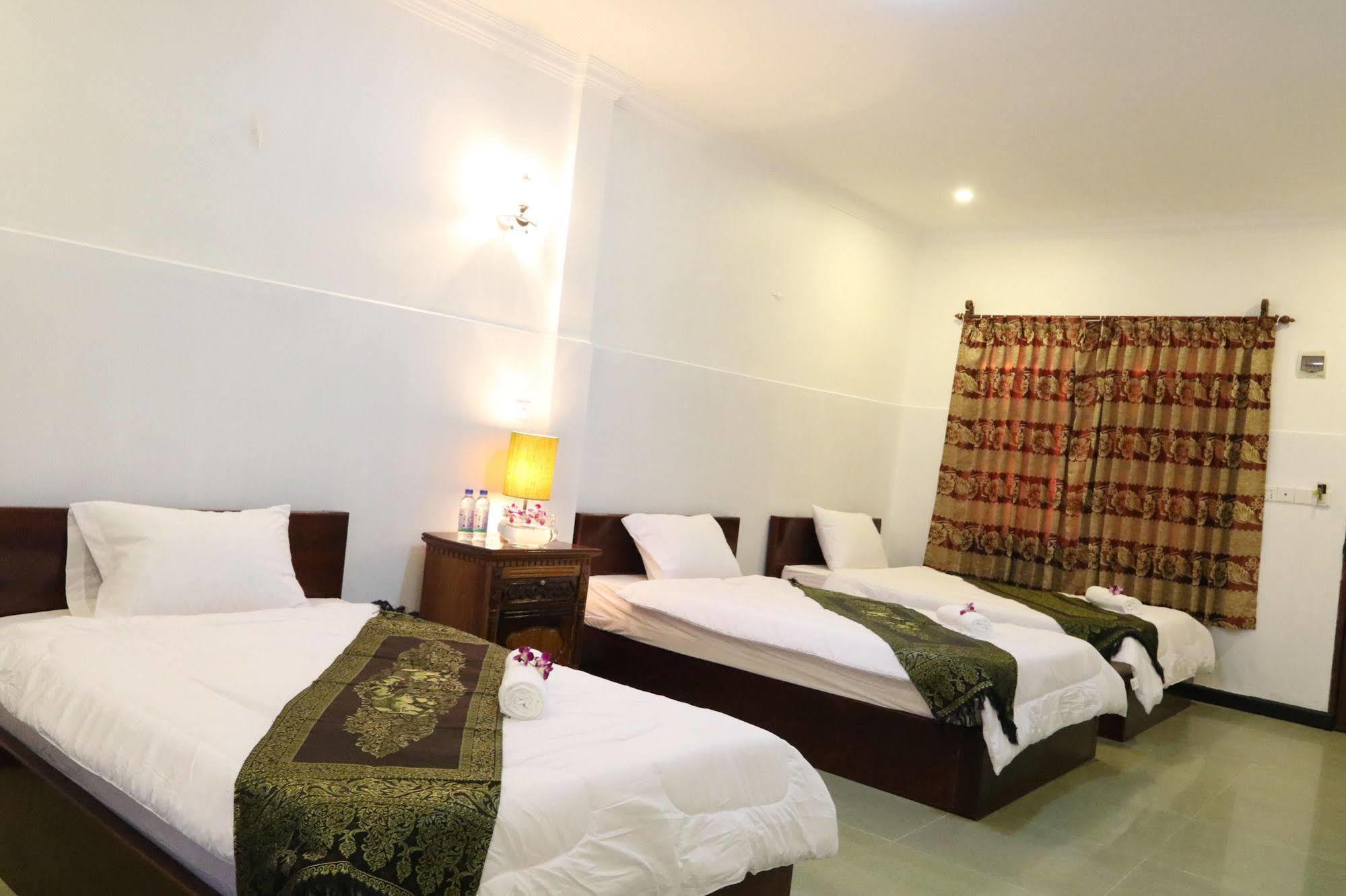 Sky - 50m To Museum And Riverside Bed & Breakfast Phnom Penh